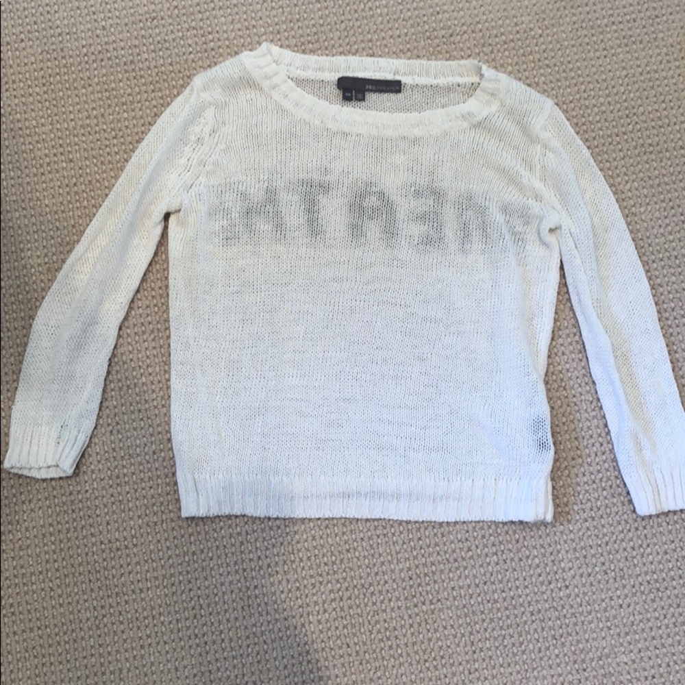 Cashmere knit sweater